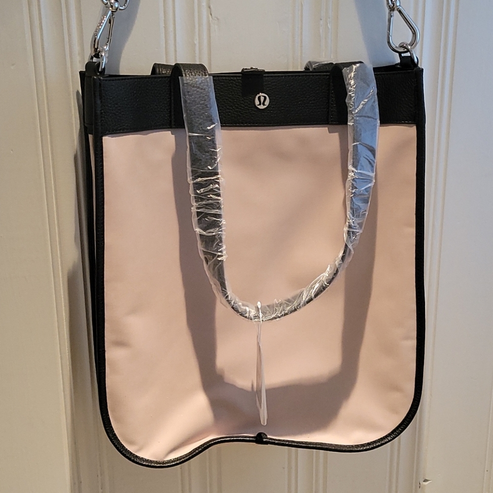 Lululemon Now and Always 15L tote
